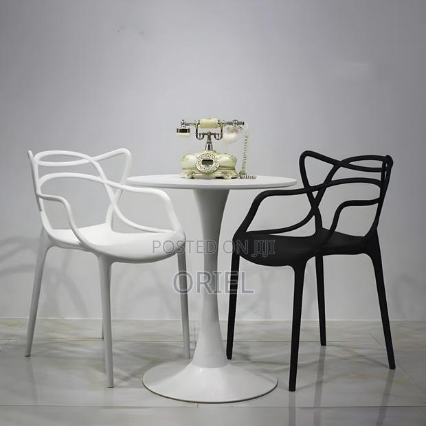 Home Chairs : Indoor/Outdoor Stackable Plastic Chair - thumbnail 9