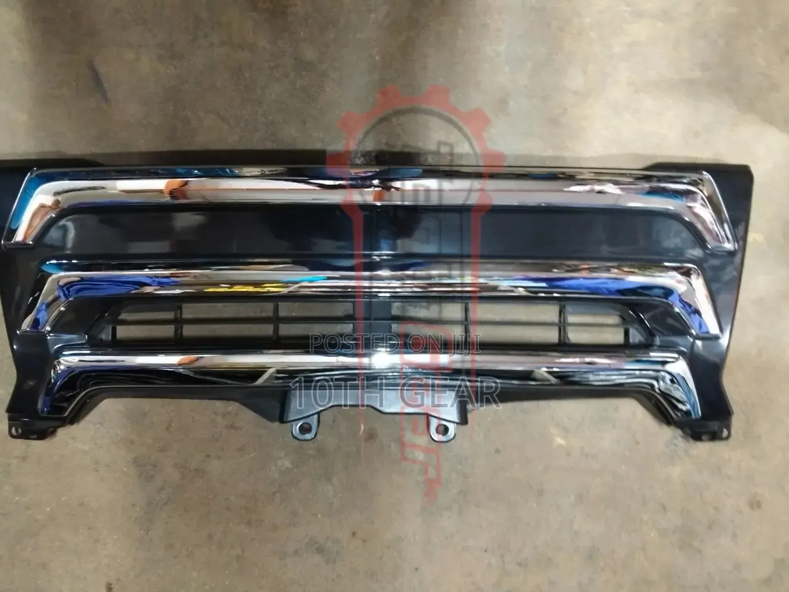 Grille Hiace 7l