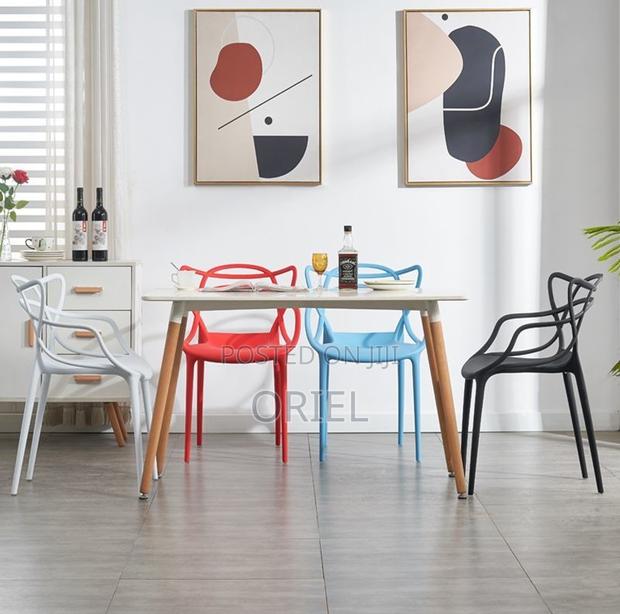 Home Chairs : Indoor/Outdoor Stackable Plastic Chair - thumbnail 13