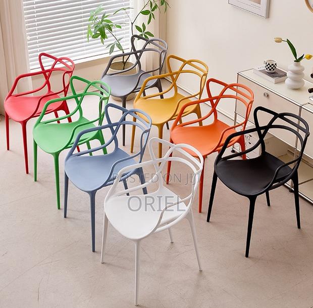 Home Chairs : Indoor/Outdoor Stackable Plastic Chair - thumbnail 20