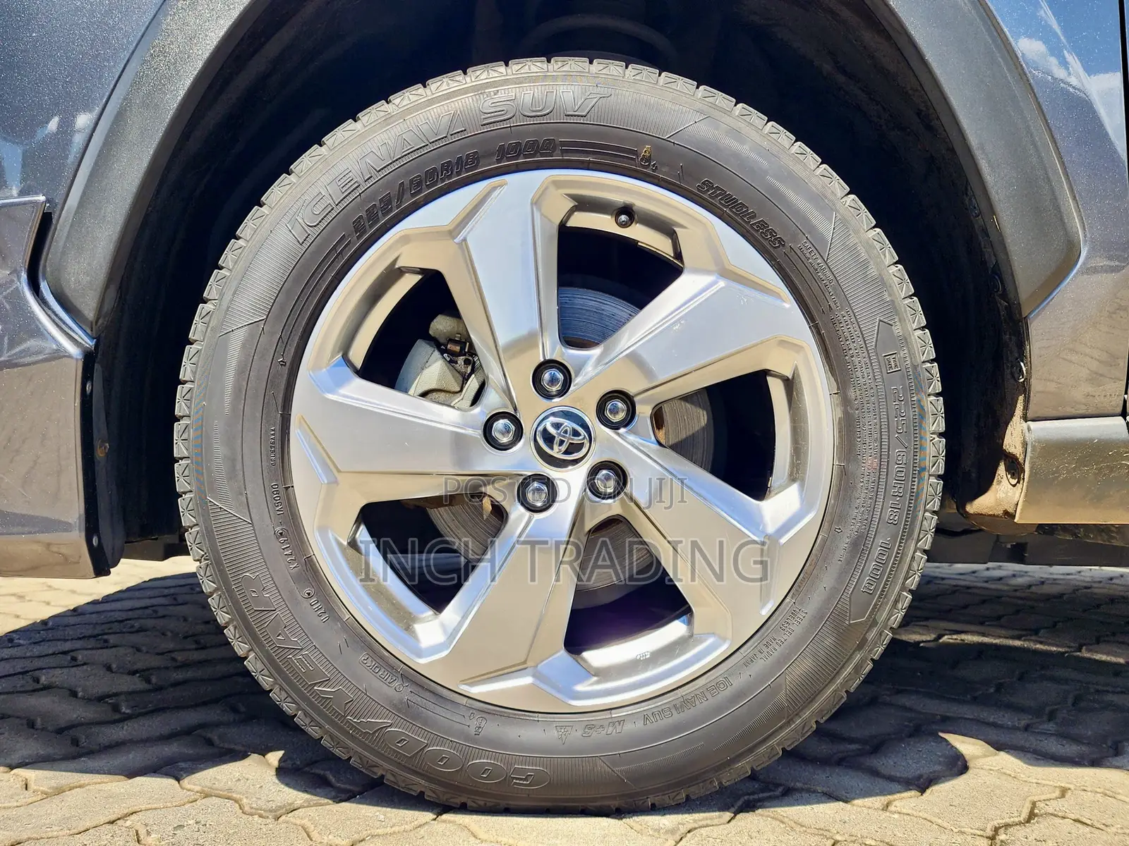 Toyota RAV4 Hybrid 2020 Gray