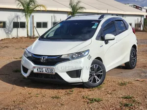 Honda Fit 2017 Pearl
