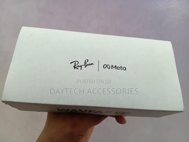 Ray-Ban Meta Skyler (Gen 2) Smart Glasses - thumbnail 2