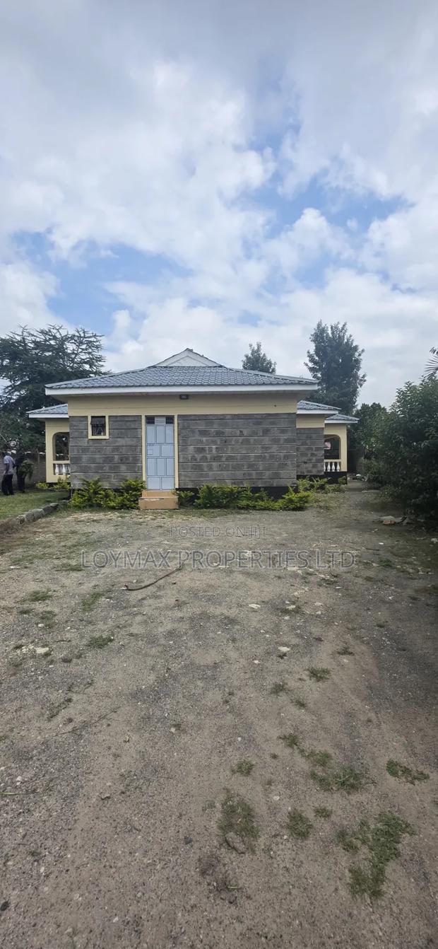 4bdrm Bungalow in Chuna Estate, Kitengela for sale