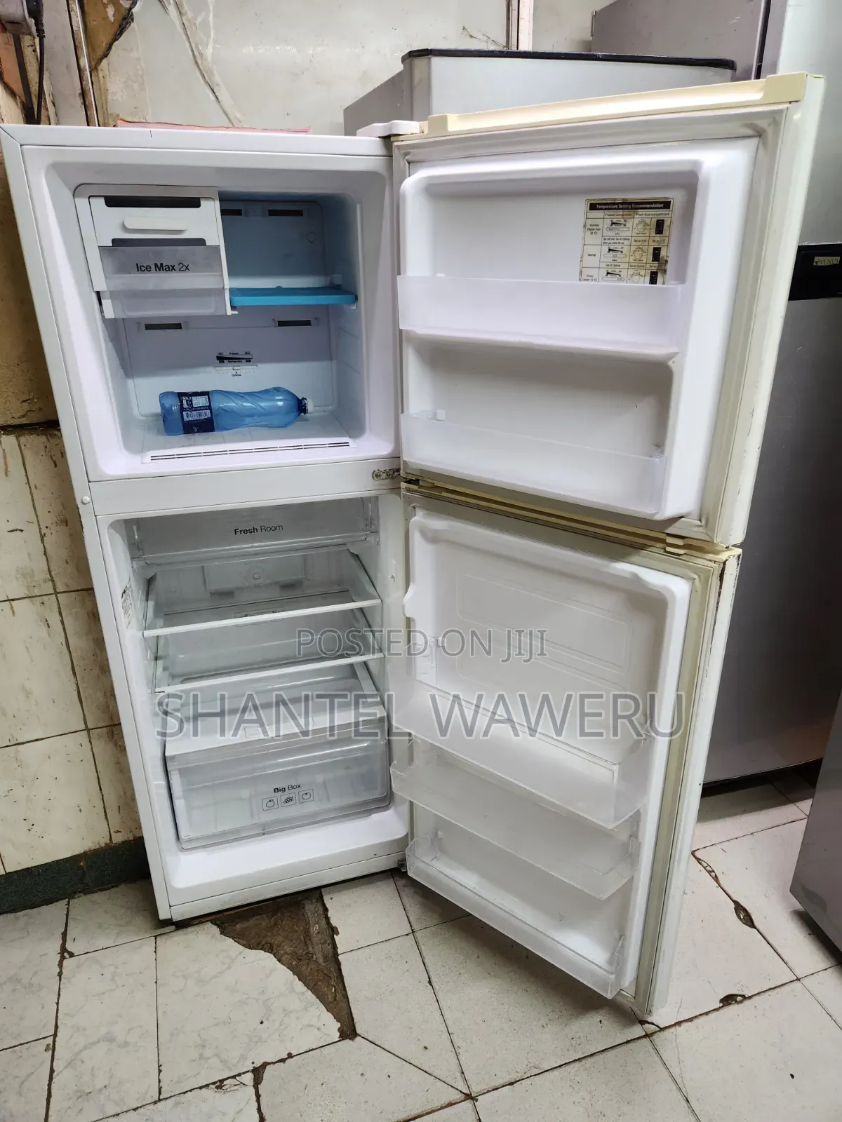 Inverter 300litres Clean Samsung Fridge