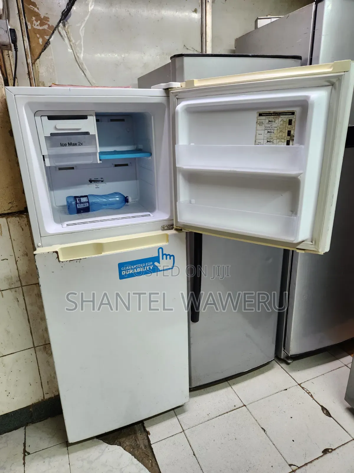 Inverter 300litres Clean Samsung Fridge