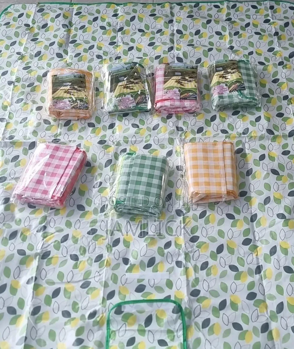150×200cm Waterproof Outdoor Picnic Mat - Pm