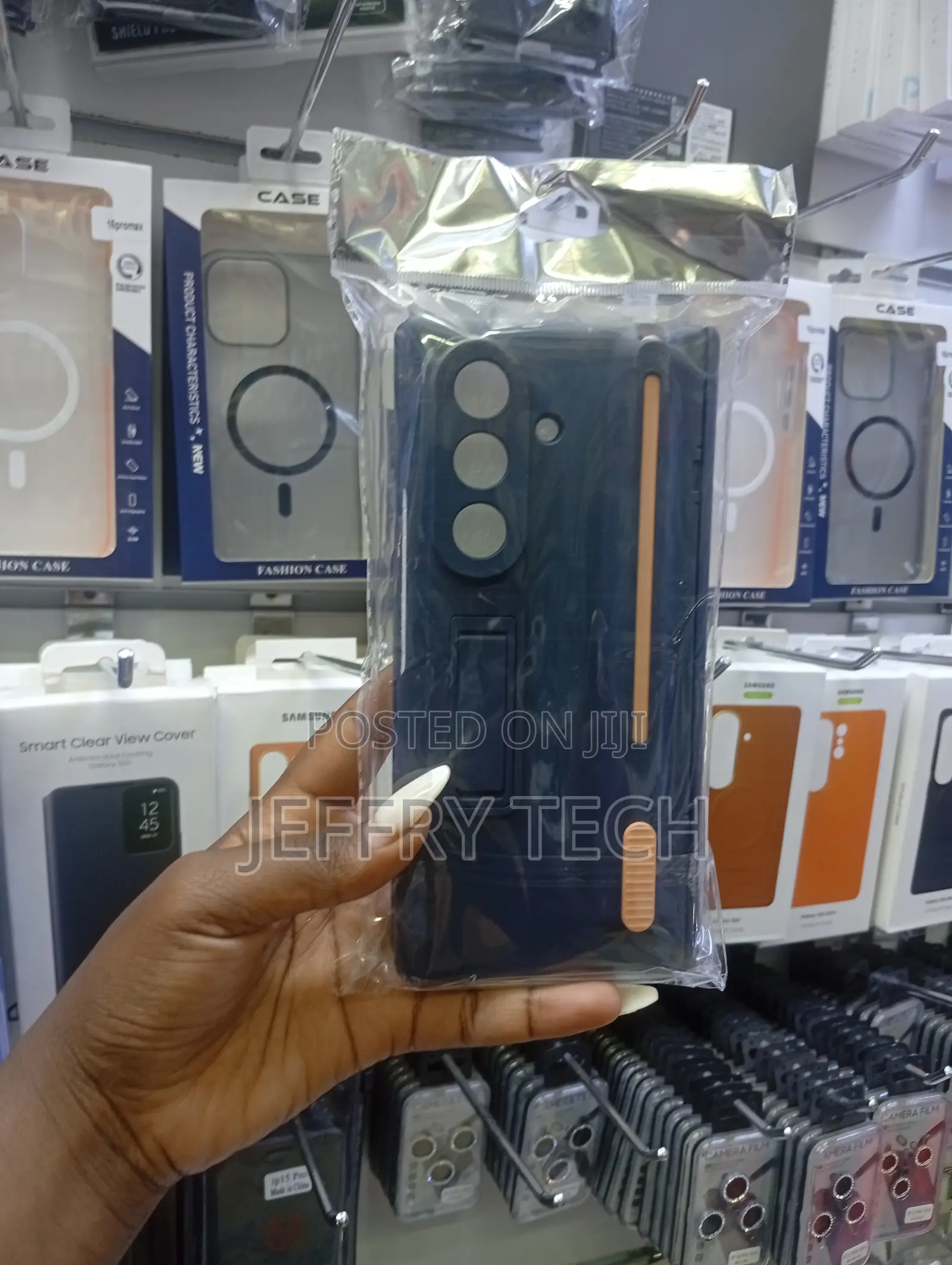 Samsung Galaxy Z Fold Built-in Kickstand a Slot for a Stylus Pen. ,