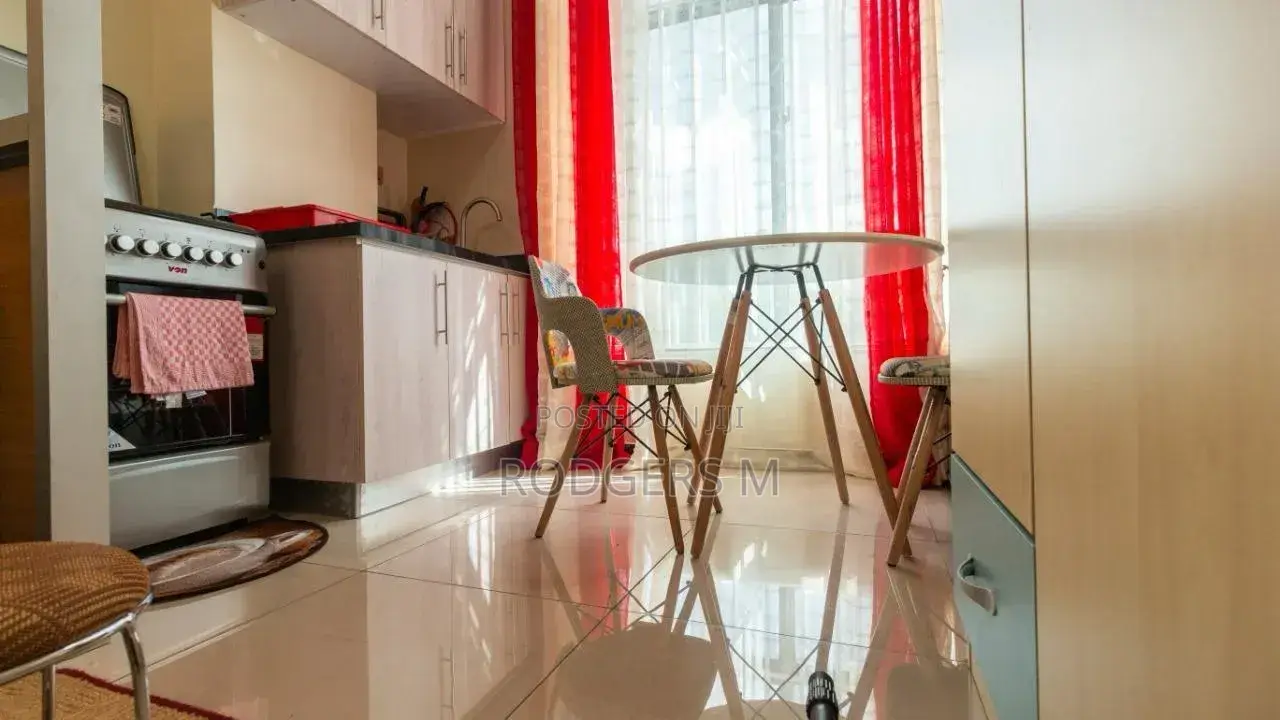 Furnished Studio Apartment in Valley Arcade for rent