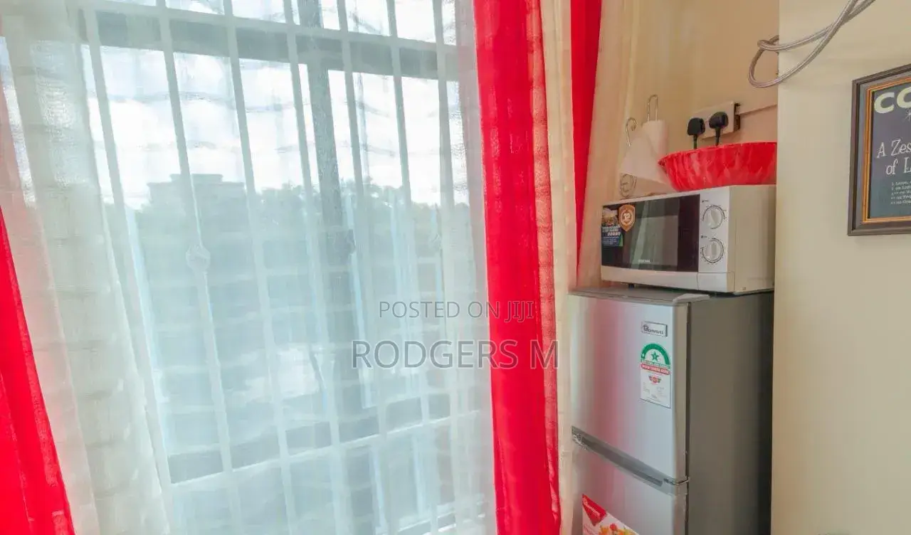 Furnished Studio Apartment in Valley Arcade for rent