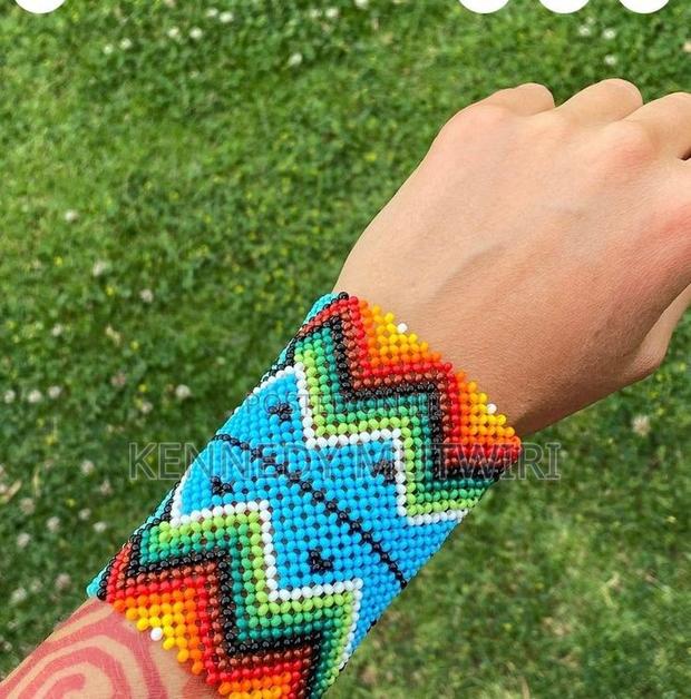 Maasai Big Beaded Bracelet (Shang) - thumbnail 4