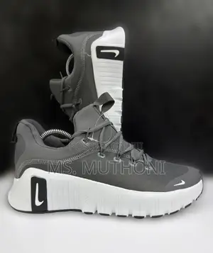 Green  / Black  Nike Free M€Tcon Size 40-44
