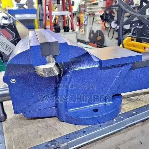 Heavy Duty 8" Bench Vice