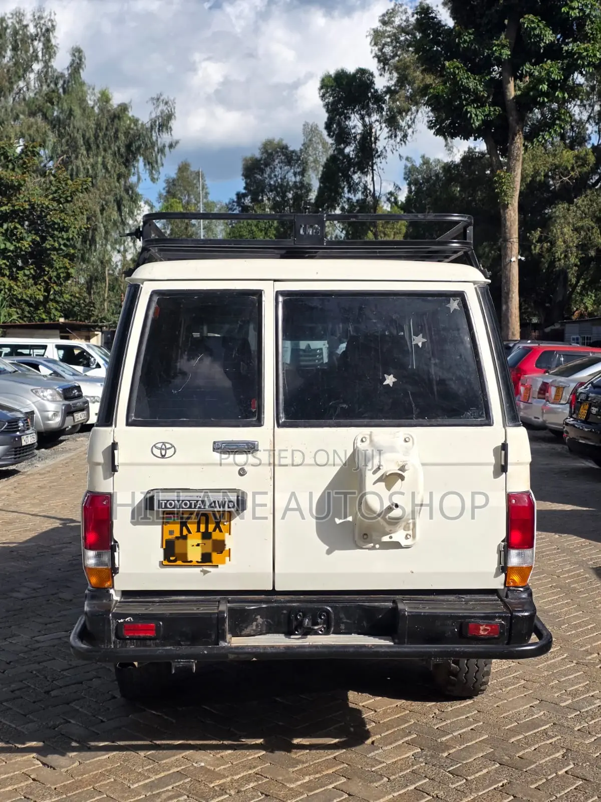 Toyota Land Cruiser 2012 White