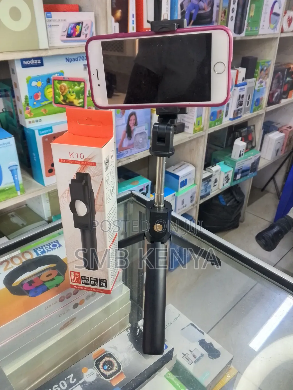 Selfie Stick Integrated Tripod