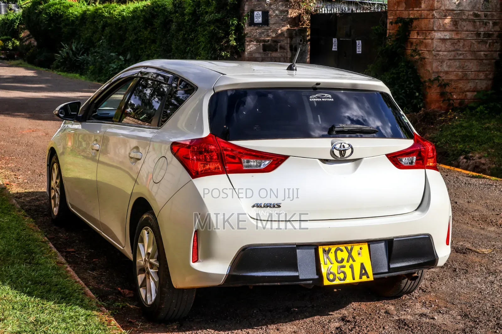 Toyota Auris 2012 White