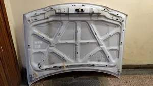 Bonnet Nissan B15/Sunny