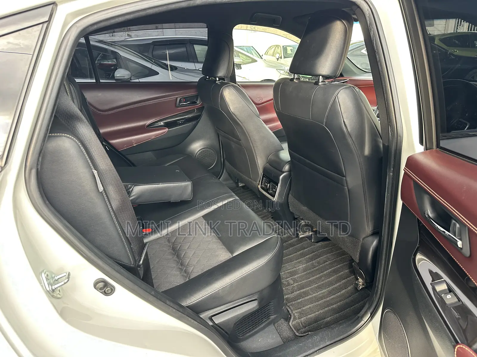 Toyota Harrier 2.0 2019 Pearl