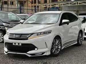 Toyota Harrier 2.0 2019 Pearl