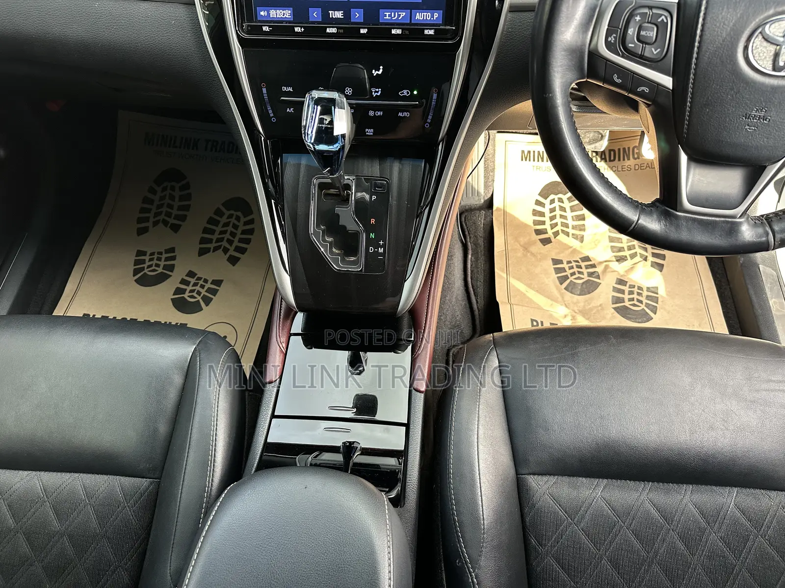 Toyota Harrier 2.0 2019 Pearl