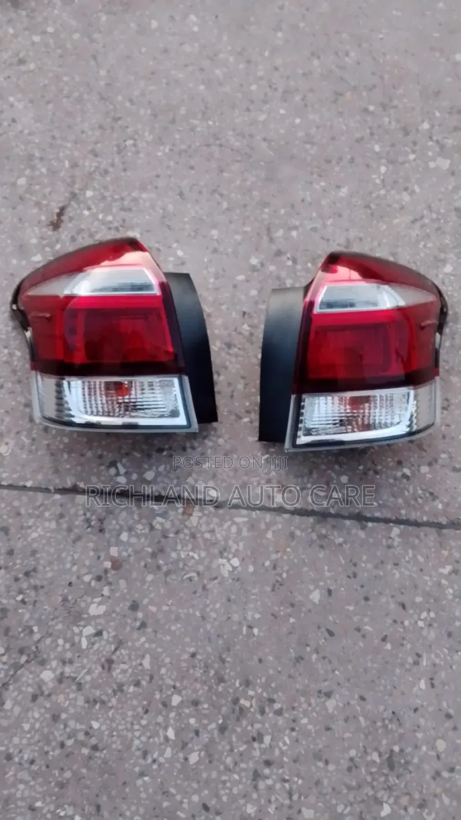 Tailamp Toyota Fielder 165 Koito 13-106