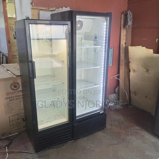 Well Maintained Display Chiller - thumbnail 9