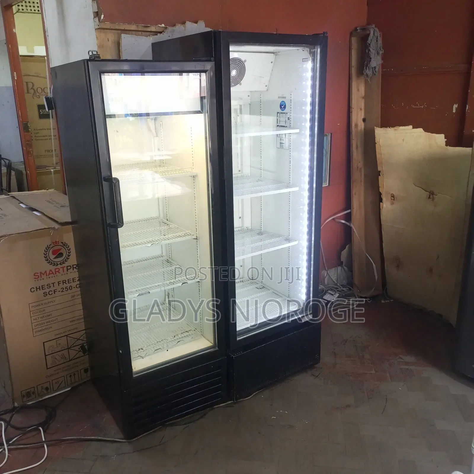 Well Maintained Display Chiller