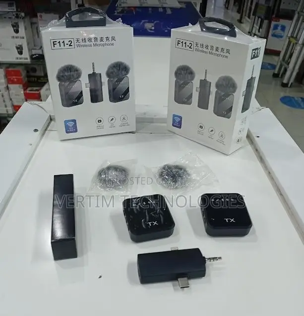 F11-2 Wireless 1 Piece Lapel Microphone 3-in-1 for Conferences Video