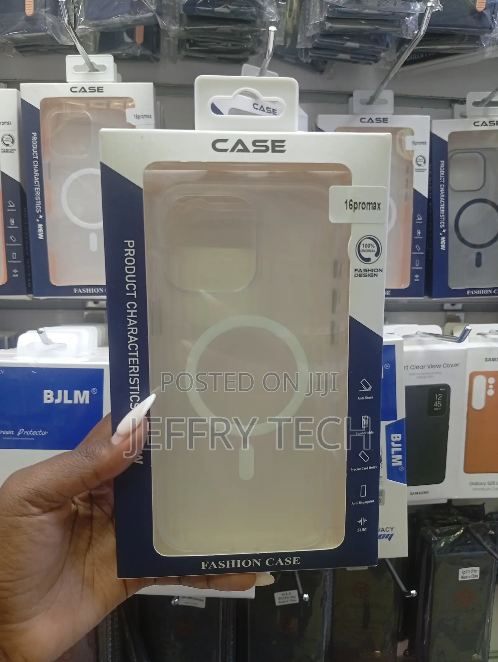iPhone 16 Pro Max Clear Magsafe-Compatible Phone Case
