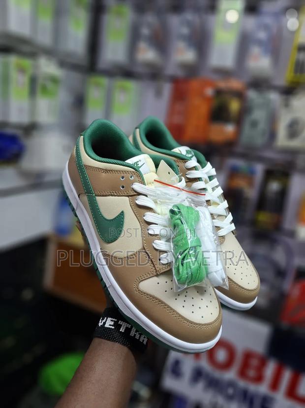 Nike Sb Dunks-George in Brown,Green Brown Colourway. - thumbnail 2