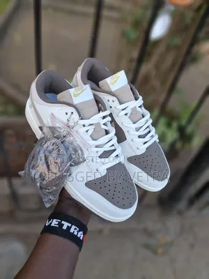 Sb Dunks Nike Otomo Brown Blue Colourway Sneakers.