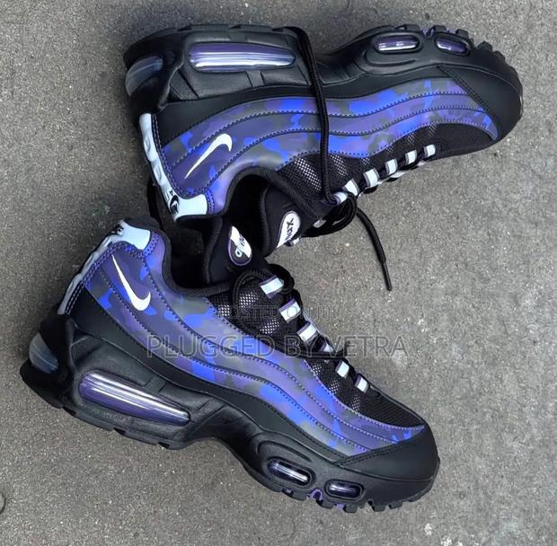 Airmax 95 Camouflage-Blue Black and Brown Colourway.