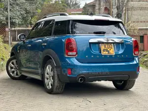 Mini Cooper 2018 Blue