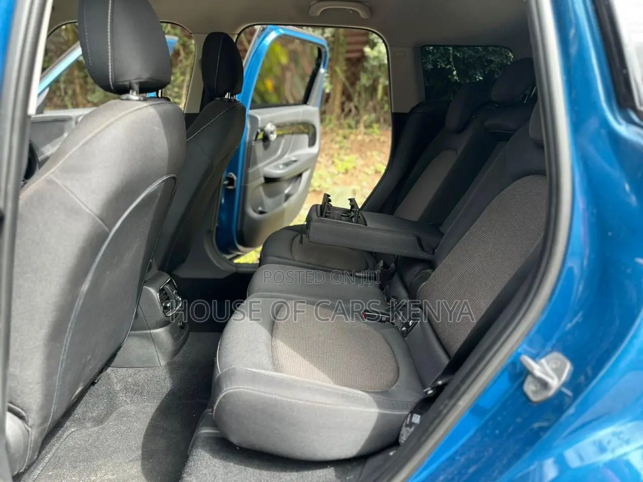 Mini Cooper 2018 Blue