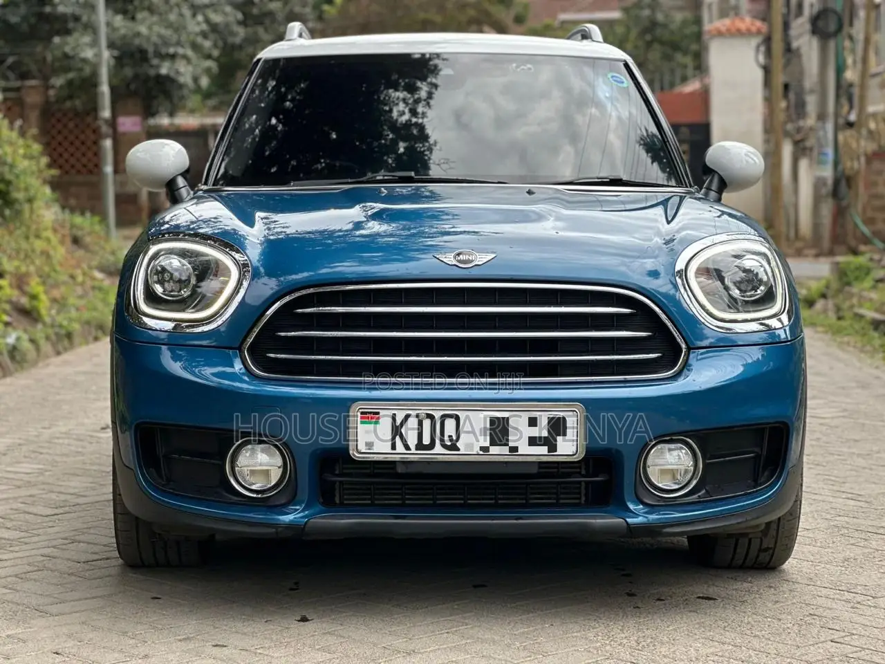 Mini Cooper 2018 Blue