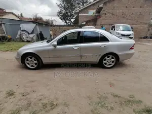 Mercedes-Benz C200 2000 Silver