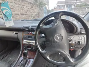 Mercedes-Benz C200 2000 Silver