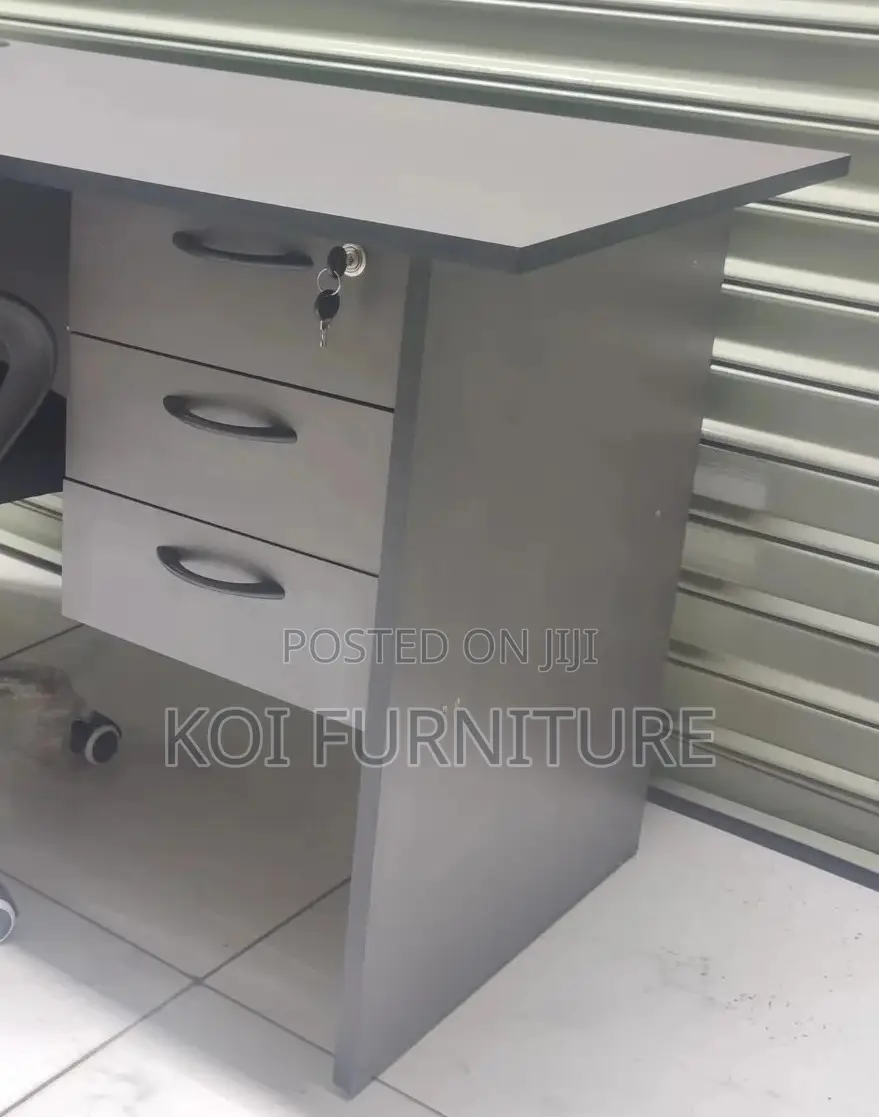 Office Desk; Comfort Home Office Desk for Working Sessions