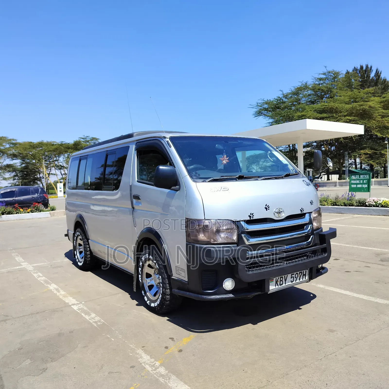 Toyota HiAce 2007 Silver