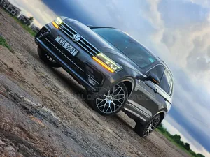 Volkswagen Tiguan 2.0T S AWD 4MOTION 2018 Gray