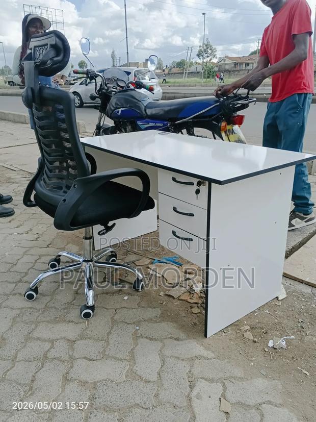 Office Headrest Chair With Office Table