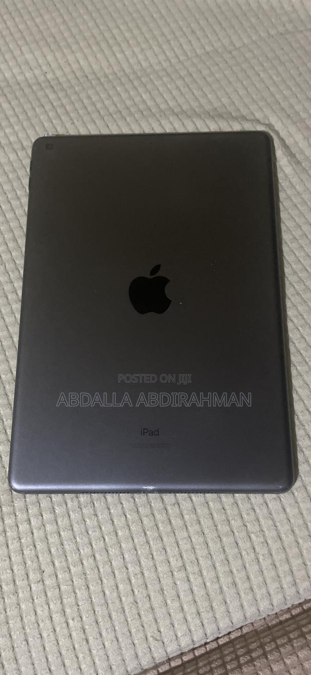 Apple iPad (2022) 64 GB Gray