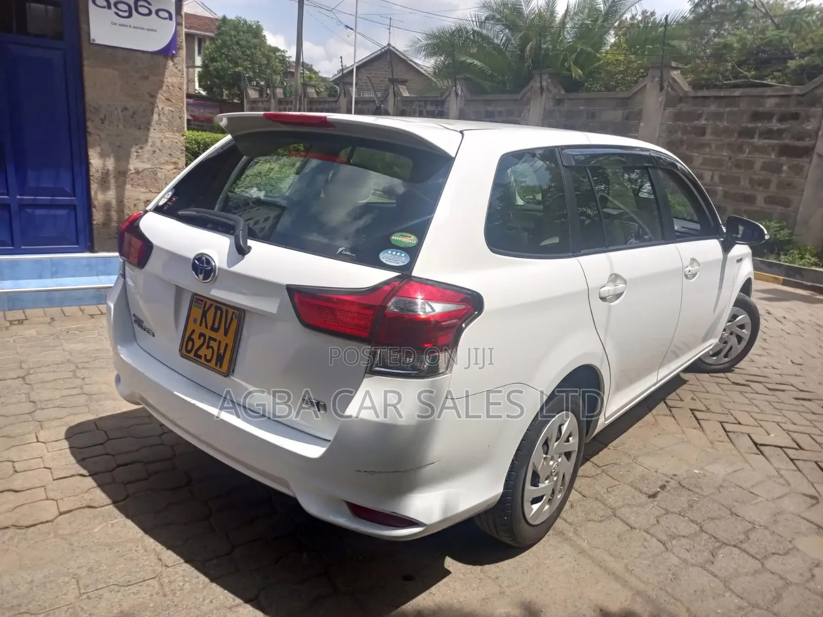 Toyota Corolla Fielder 2019 White