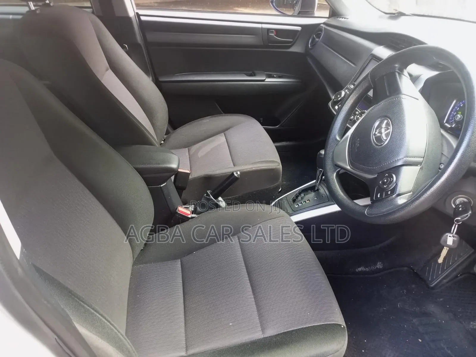 Toyota Corolla Fielder 2019 White