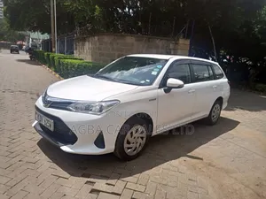 Toyota Corolla Fielder 2019 White