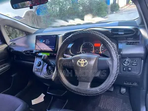 Toyota Wish 2013 Gray