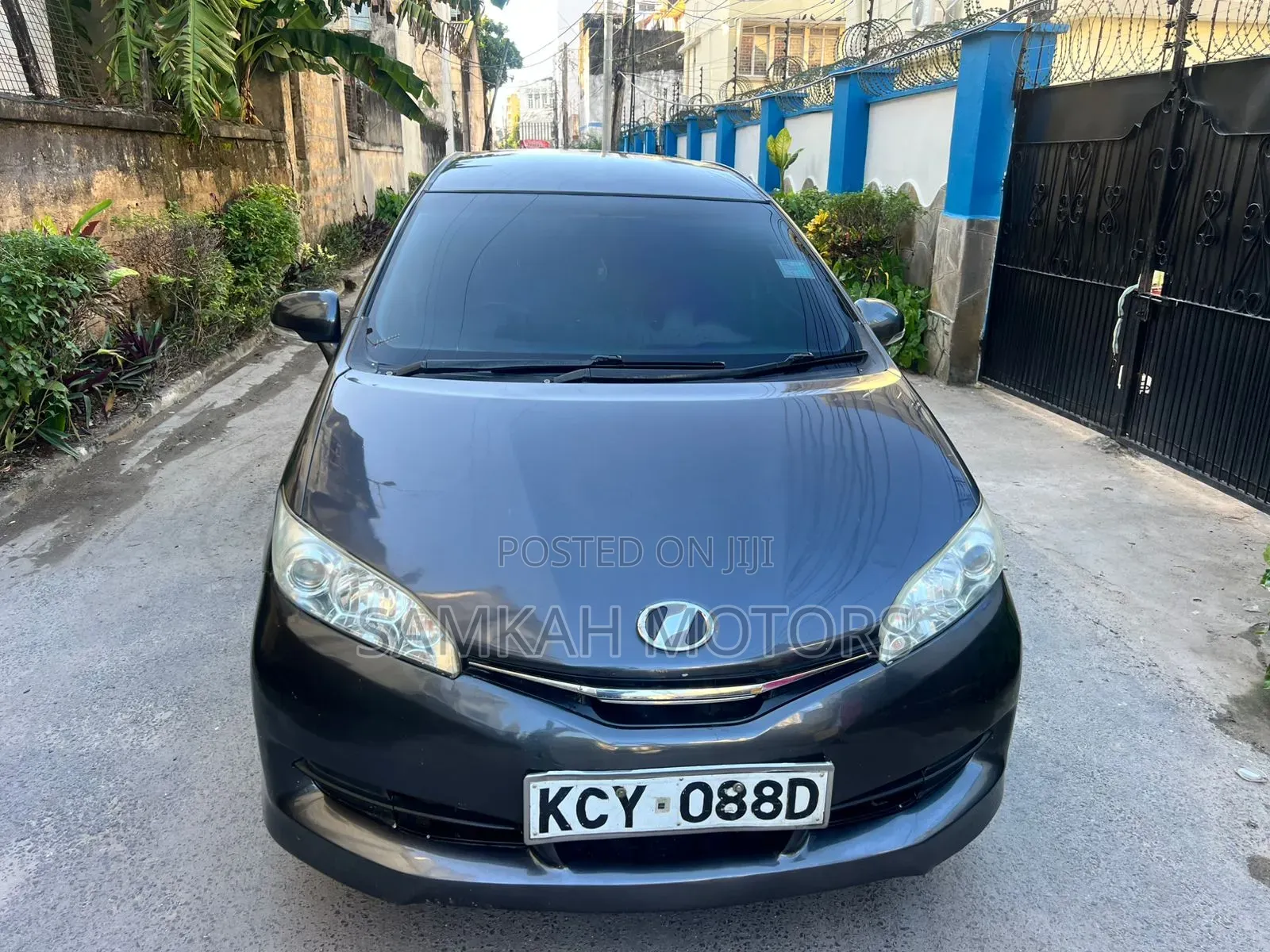 Toyota Wish 2013 Gray