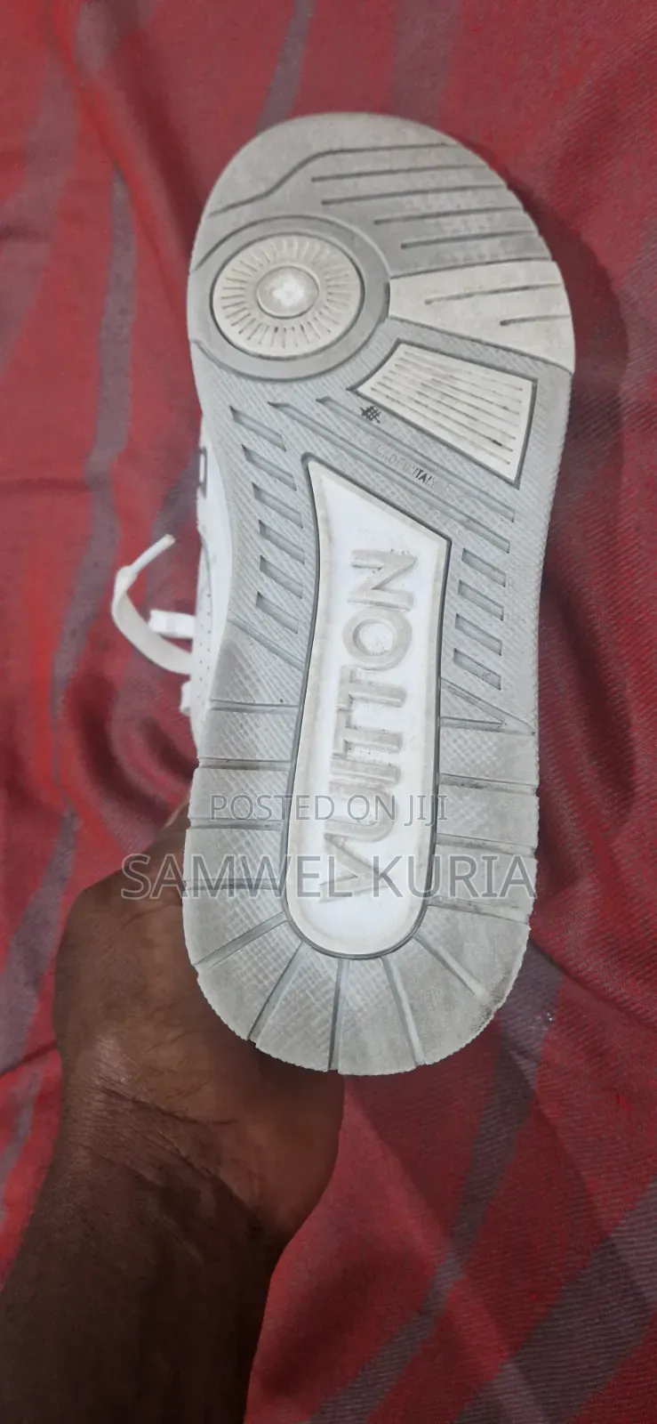 Louis Vuitton Sneaker