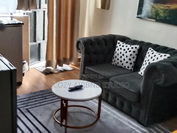 Chi Airbnb Studio - thumbnail 3