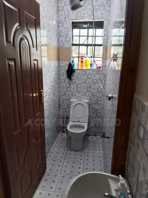 Chi Airbnb Studio - thumbnail 9